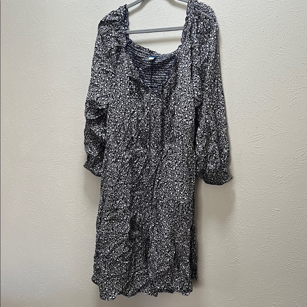 Old Navy Blue and White Floral Long Sleeve Dress